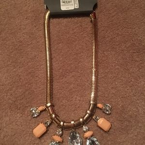 Express necklace